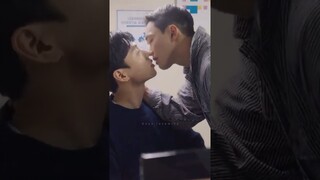 He Entered the office, locked the door🫣and kissed his professor🥵🔥#bldrama #blseries #blshorts