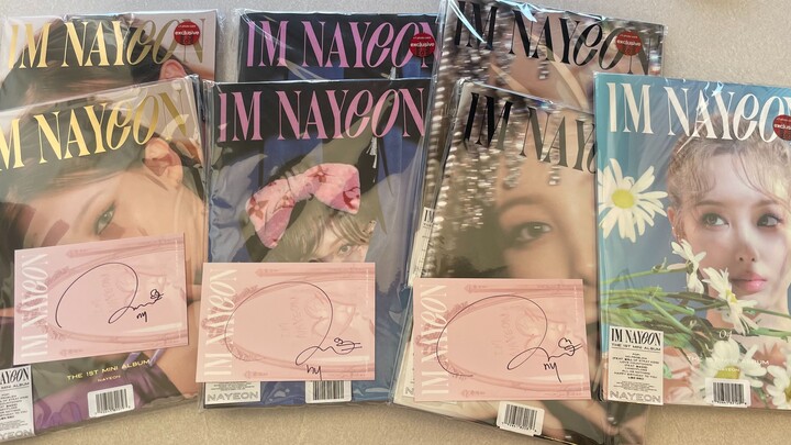 Sudah dapat tanda tangan Lin Nayeon yang terjual habis dalam 5 menit | Berapa banyak barang yang bis