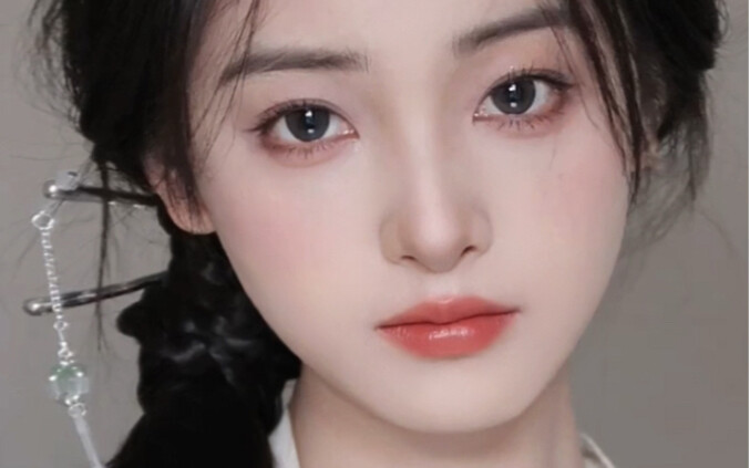 New Chinese Style Elegant Lady Makeup | Gentle & Shattered Aesthetic — Absolutely Stunning