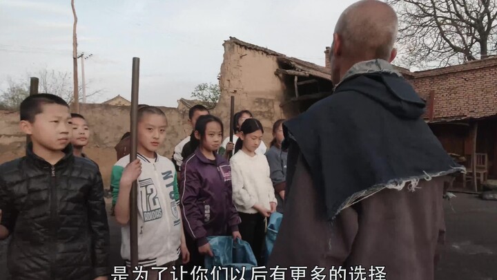 Read ten thousand books, travel ten thousand miles.