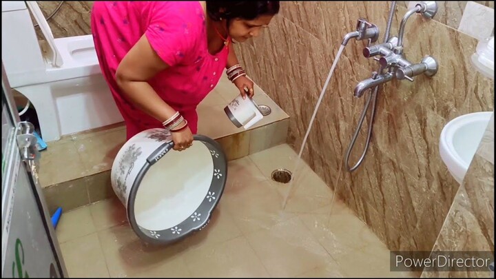 इतनी ठंडी में bathromm cleaning कर ली #vlog