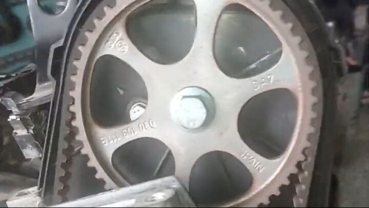 Inspecting Your Car's Timing Belt For Damage Is CRUCIAL