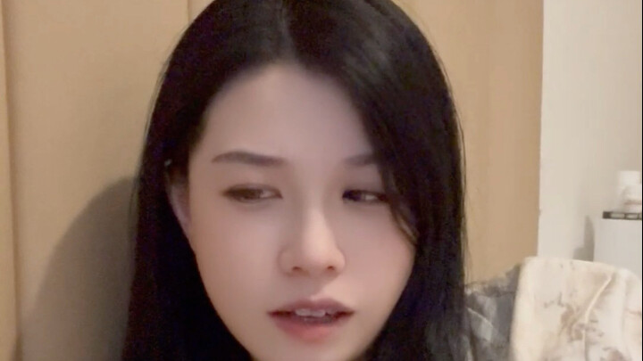 The left brain attacks the right brain; Jianjian begins to think.