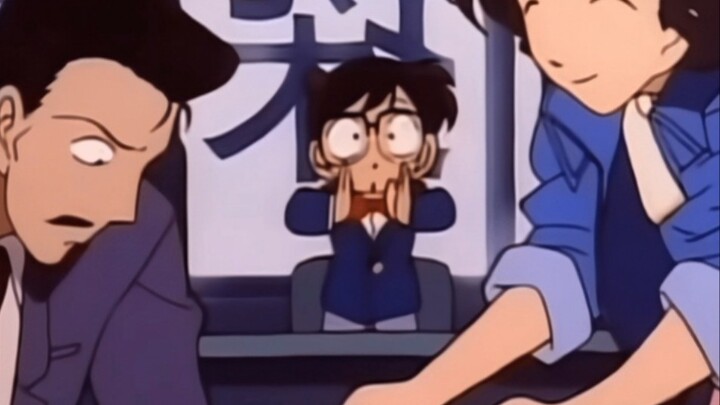 Have you ever seen such a cute Conan?