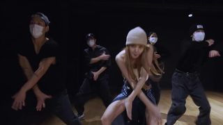 [เต้นในห้องซ้อม] LISA เพลง MONEY เต้นในห้องซ้อม