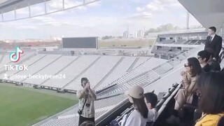 Becky Armstrong first Vlog in Brazil