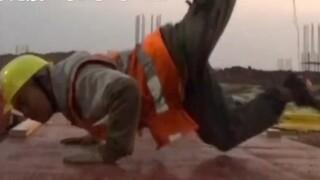 Setelah pulang kerja, aku akan menunjukkan bakat otodidak (breakdance klasik)