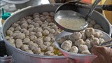 SEPORSI 13 RIBU PUAS KENYANG SEHARIAN || BAKSO UNYIL SOLO PETRO || kuliner gresik