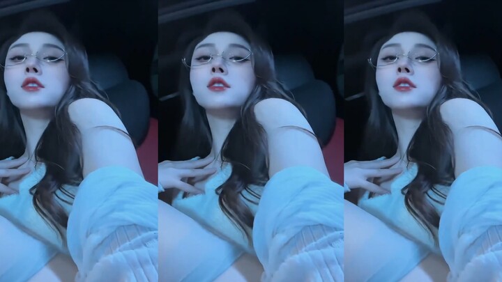 List of the sexiest beauties on the Internet (180)