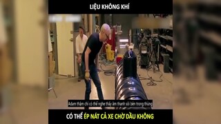 Liệu không khí có thể làm bẹp xe chở dầu không