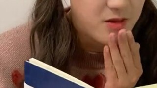 ความรู้สึกทดแทนนั้นแข็งแกร่งมาก ครูก็ยืนอยู่ข้างหลังฉันแล้ว