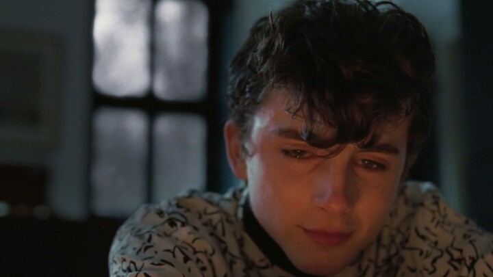 [Call Me by Your Name] Oliver is getting married, Elio cried so sadly, ending cut