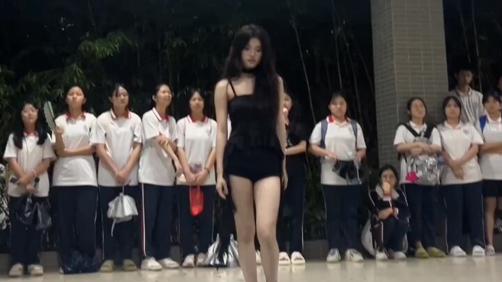 theboyismine cover dance ~ High school student street dance club road show