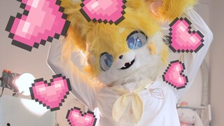 Meskipun tidak bisa menari, tapi mohon maaf karena terlalu imut~