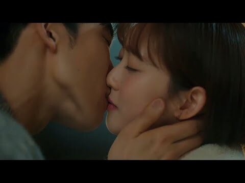 Second Lead Couple Kissing Scene in No Gain, No Love Episode 10