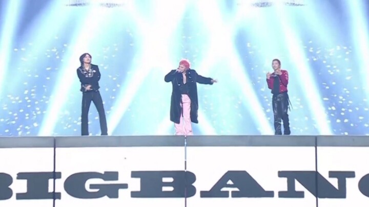 BIGBANG reunites! Untitled + POWER + HOME SWEET HOME + BANG BANG BANG + FANTASTIC BABY stage