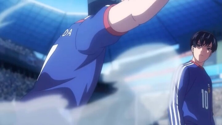 Thanh niên áo xanh này là ai đây