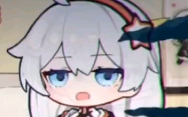 总感觉哪里怪怪的！