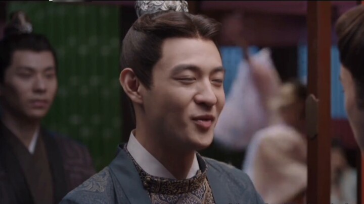 Lương Nghi: Nguyên Lang, anh không cần phải nhấn mạnh chuyện cô ấy là chị dâu của tôi nữa đâu, ha ha