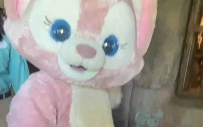 เสี่ยวฟู่หนีได้ยินถูกเรียกว่า “เอ๋อร์เอ๋อร์” ทันใดนั้นดวงตาก็เต็มไปด้วยแววฆ่า!