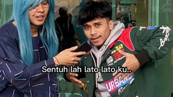 Merusak lagu bersama winbu