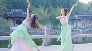 Whose heart is floating in the green Luo skirt❀The clothes are full of broken branches and flowers❀