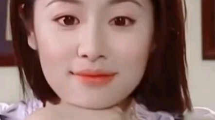 Những năm tháng tôi kinh ngạc trước Ruby Lin, đôi mắt của cô ấy thực sự thông minh, to và đẹp.