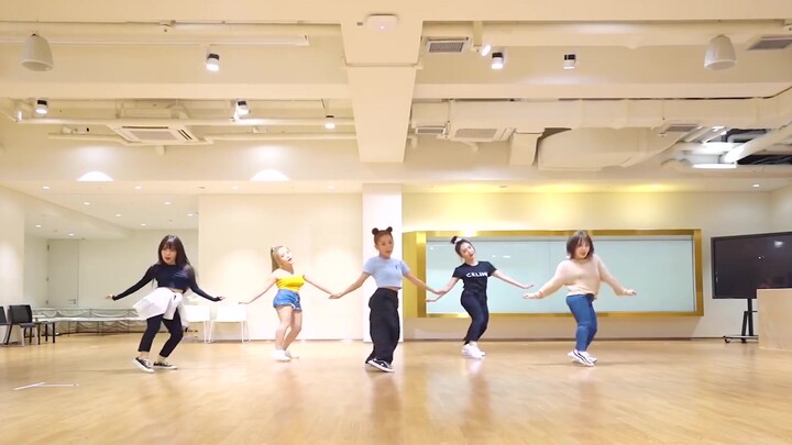 【RED VELVET】คณะศิลปะเด็กเรดเวลเวต พาคุณไปชมอึมปาอึมปาในมุมที่แตกต่าง ยิ่งชมยิ่งหลงใหลจนกลายเป็นสีดำธ