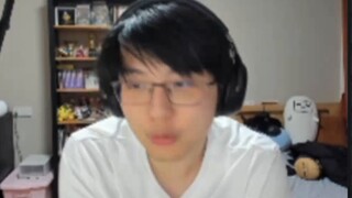 Pingzi plays the role of Happy Cat. I think Hailing and Chuhua are like stray animals. They say, "Xi