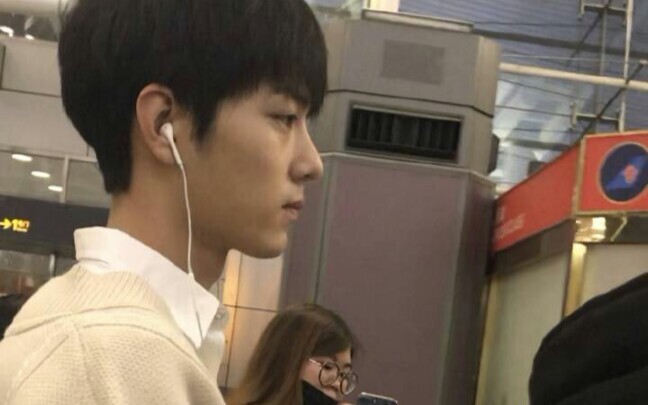 【Xiao Zhan】Seri Wajib Tonton: Video tampan Xiao Zhan di bandara tanpa riasan, Xiao Zhan yang natural