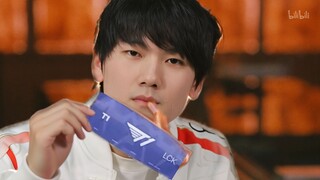 《 滔 搏 本 色 》