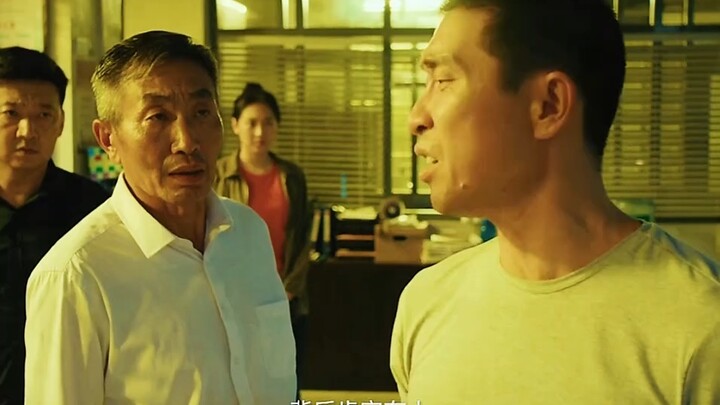 Đằng sau tôi còn có cả quốc gia nữa! Câu này thật là oai phong lẫm liệt