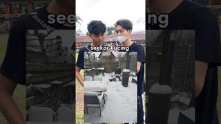 butuh berapa menit buat nemuin kucing nya ??? 😂