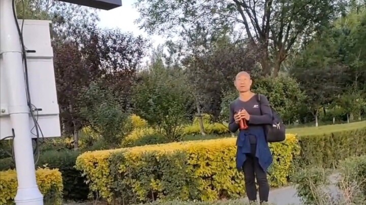 The Only Man Who Refused the Hongyun Qitian Curse