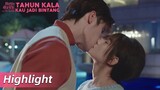 Highlight EP22 Ciuman manis Xiaoyu dan Baiju | Tahun Kala Kau Jadi Bintang | WeTV【INDO SUB】