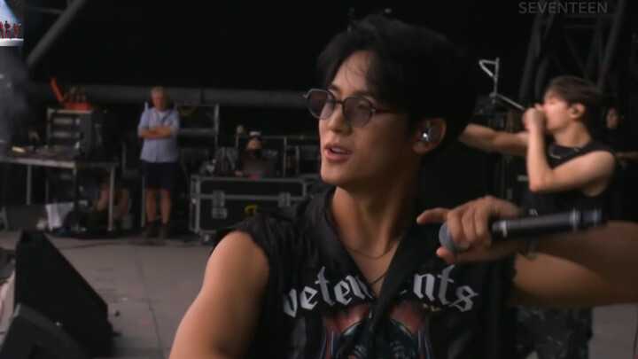 เซเวนทีน เทศกาลดนตรี ฉบับร็อกของ LALALI หล่อระเบิดสุดๆ ทีมฟองดำ