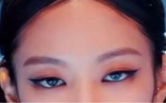 Về ánh mắt đầy sức hút của cô Jennie 👼😈