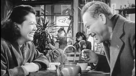 This kind of life gradually chills the heart; other people’s words are like sharp swords.