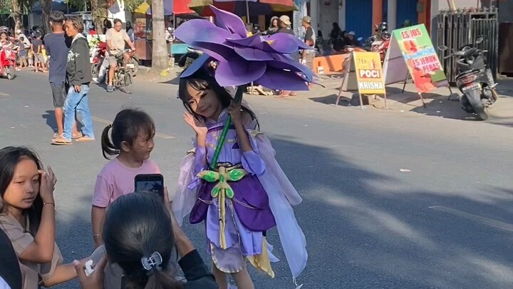 anak kecil cosplay kagura