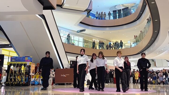 Super authentic! Is this your first time seeing a Light a Flame roadshow with dancers?! Everyone is 