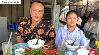 Quán Này Bán Bún Bò, Ăn Một Tô Đã Tới Sấy _ 12