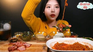 Coan vịt, coan heo hun khói và mì gà cay 6 #amthuc