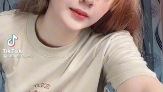 Girl Crush on tiktok,  APPLE