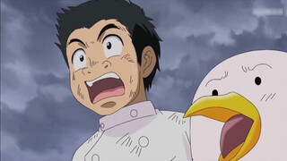 ฉากมีดบินอันโด่งดังของ Dior ได้รับการสร้างขึ้นใหม่โดย Alu! Stajiu ถูกบังคับให้ชักมีด