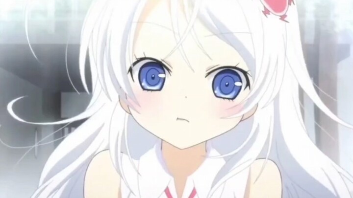 "Great! White-haired Loli!"