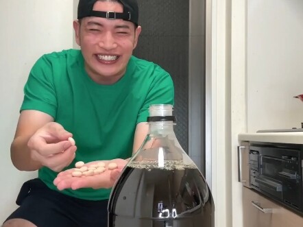 Nhật ký làm lố của Nono Man