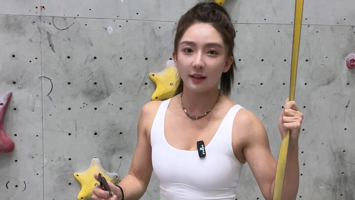 Every athlete deserves admiration #TrendySportsWithTiedou#ParisOlympics#RockClimbing