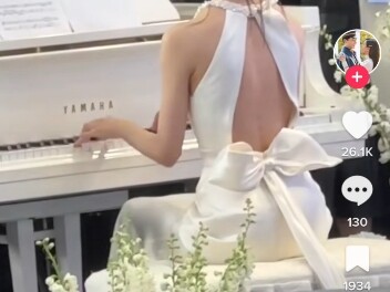 Warga asing di TikTok terpesona lihat Chen Duling main piano, netizen Vietnam bilang dia adalah “bul