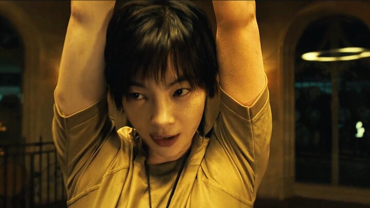 This is what a truly epic, action-packed blockbuster looks like! She’s my absolute favorite actress!