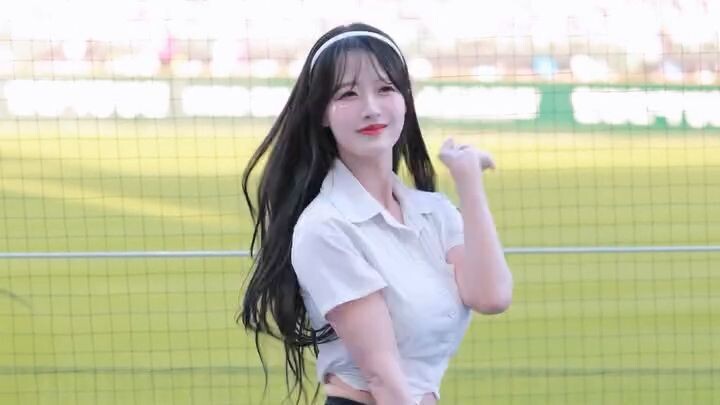 She Made the Stage Her Own🤩 #kpop #girl #dance